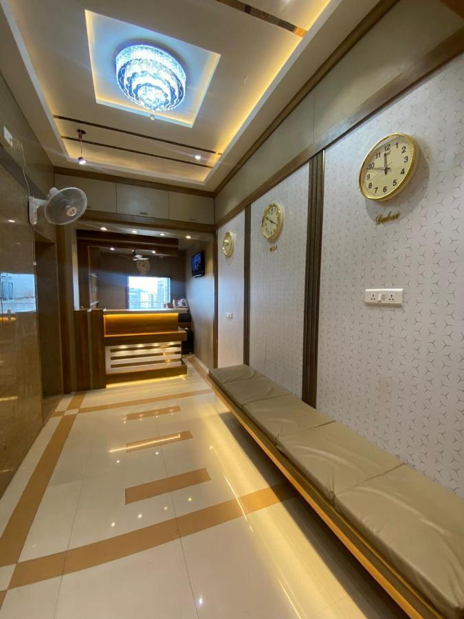 Hotel Bkc Crown - Near Trade Centre, Visa Consulate Mumbai  Buitenkant foto